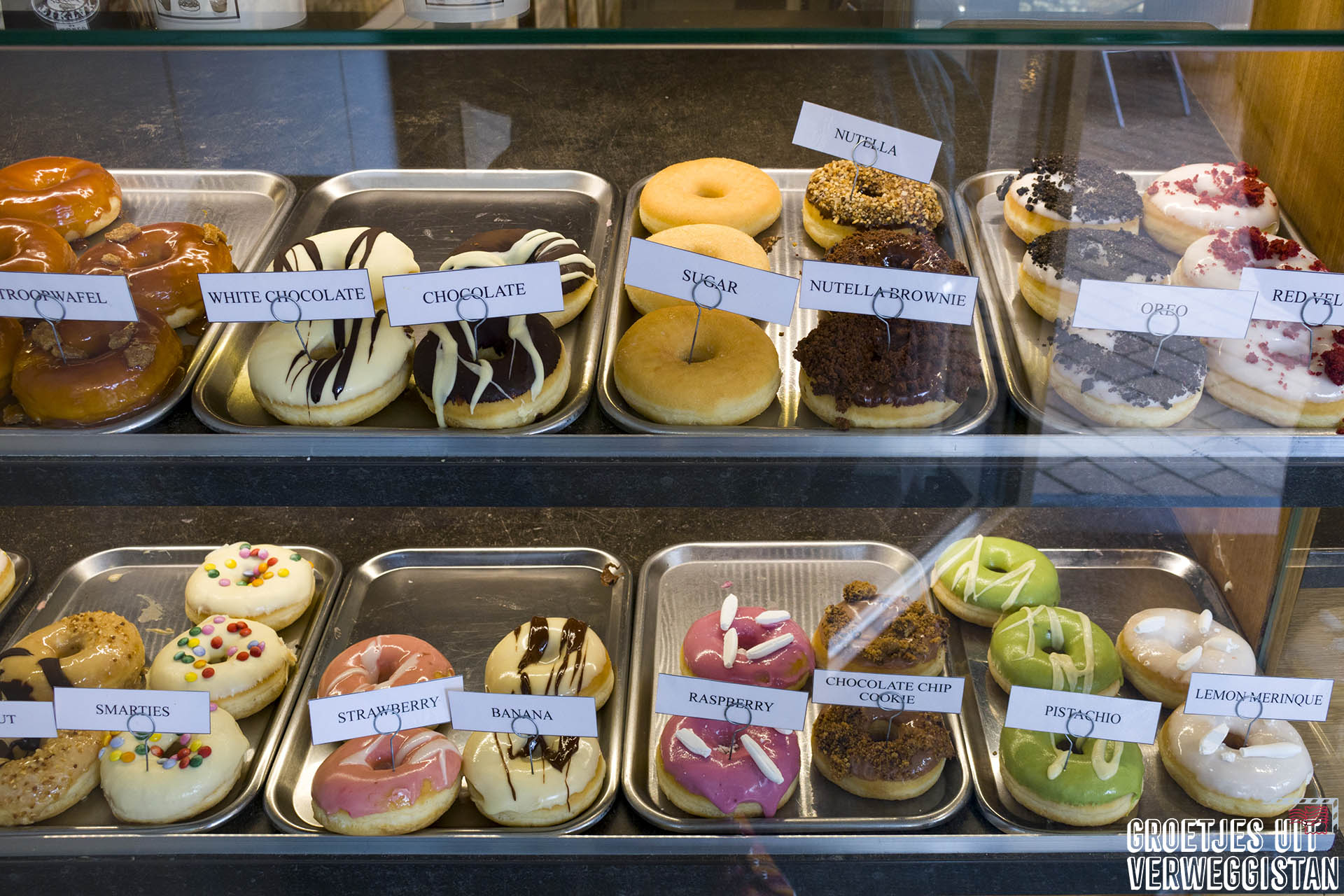 Donuts in allerlei bijzondere smaken bij Pure in Groningen.