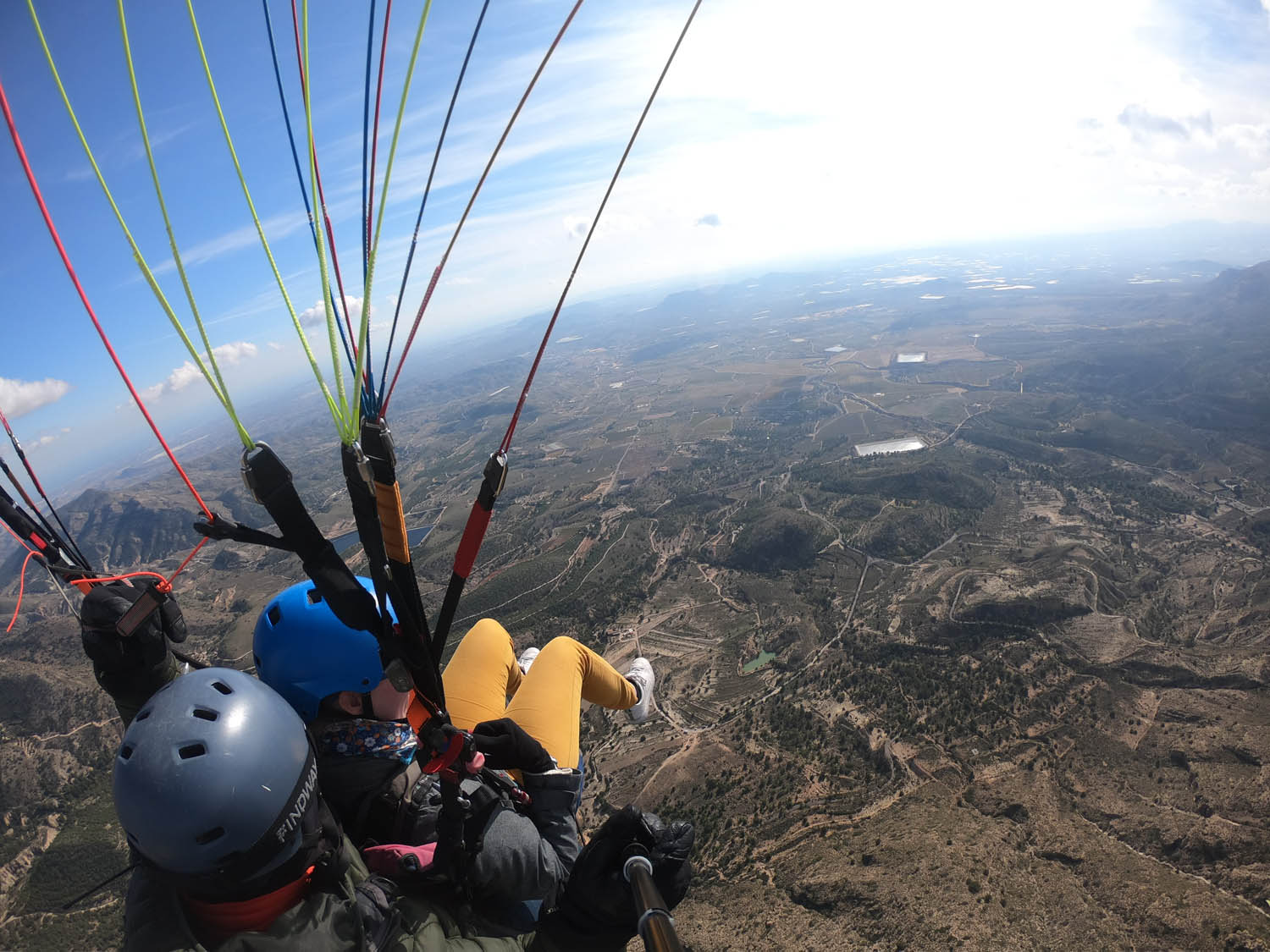 Foto tijdens het paragliden vanaf boven gemaakt