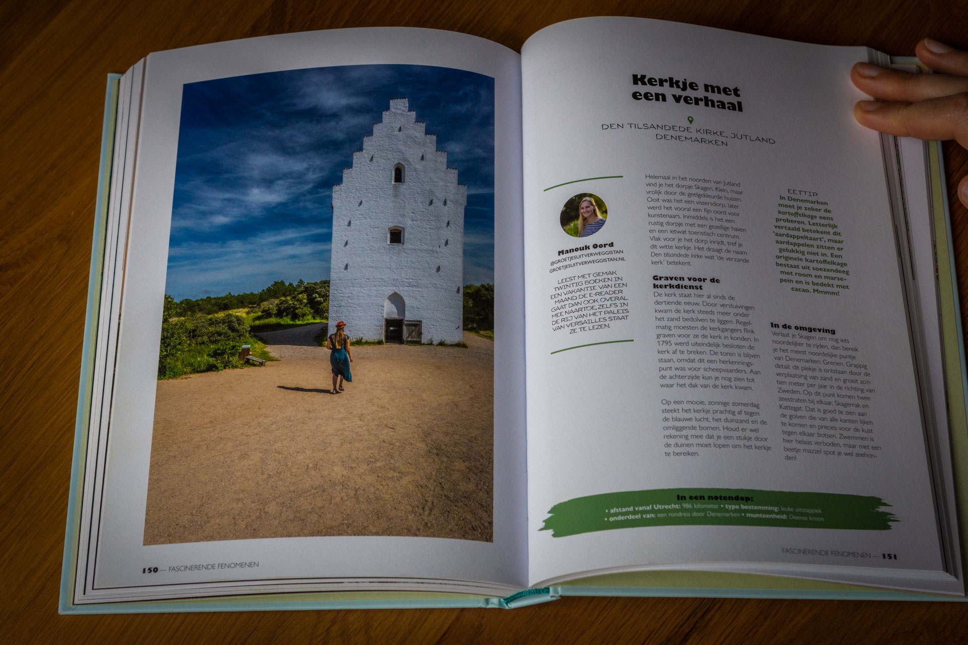 Bijdrage van Manouk van Groetjes uit Verweggistan in het boek Insta Travel over Tilsandede Kirke in Denemarken