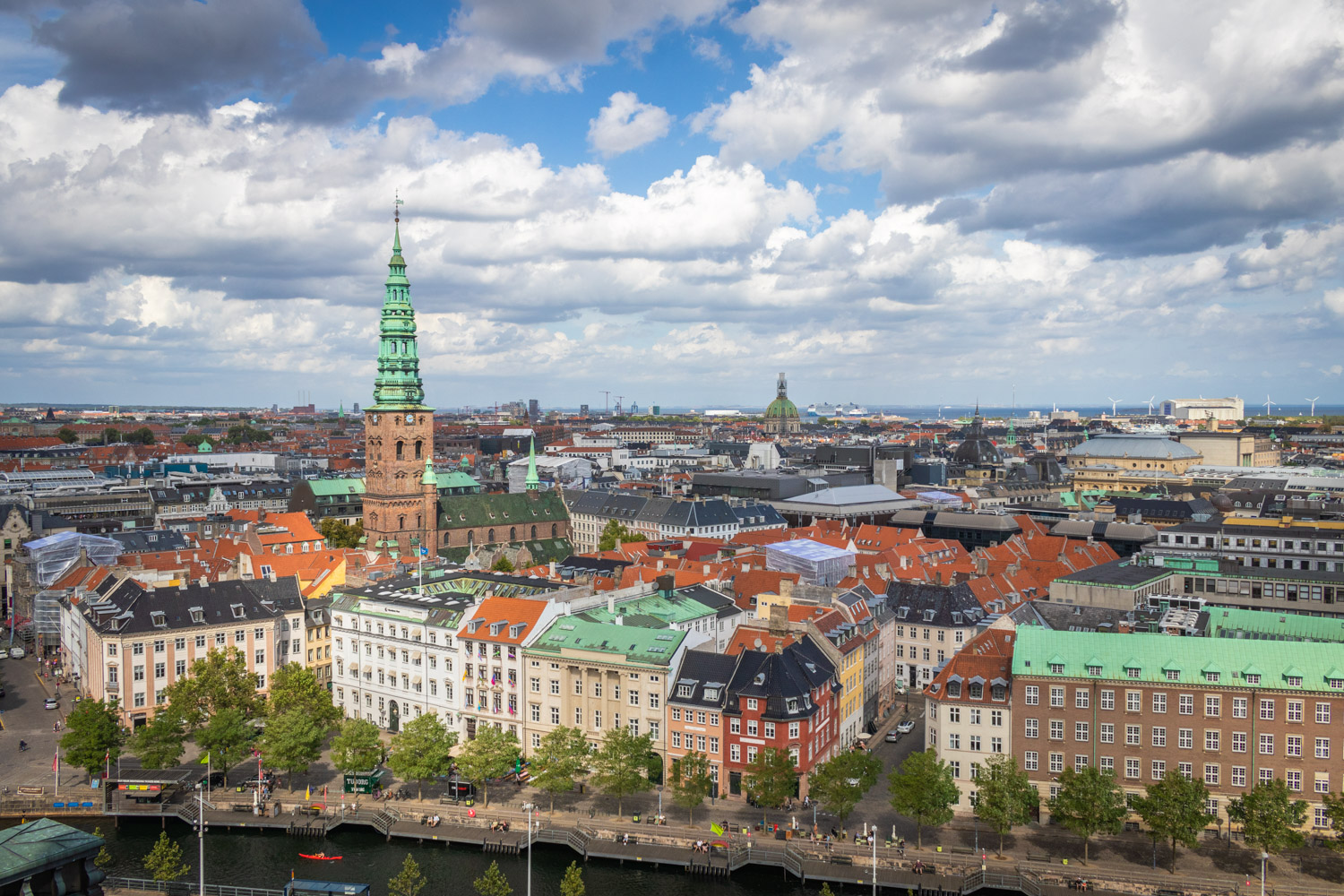 Uitzicht over Kopenhagen vanaf de toren van Christiansborg