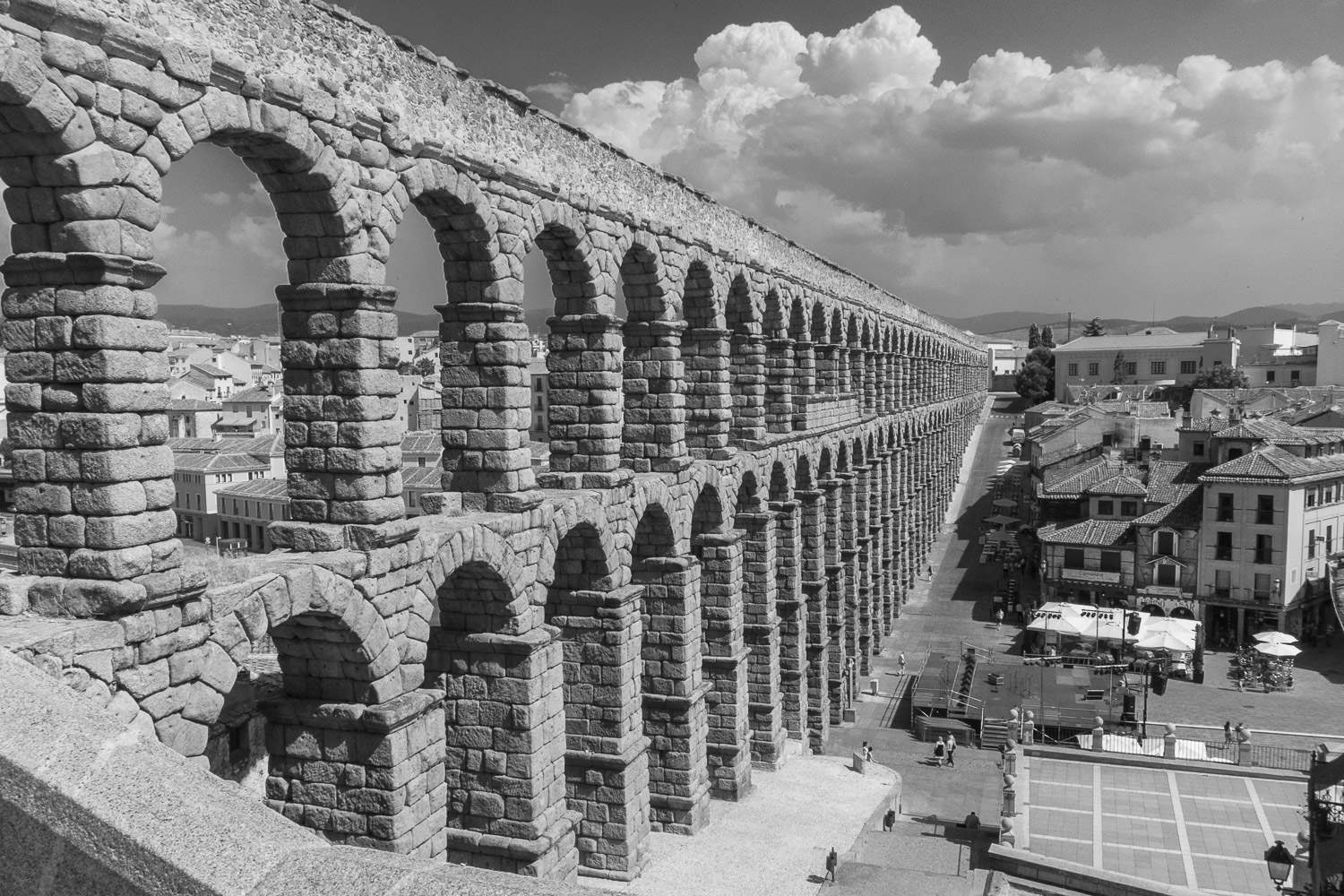 Aquaduct van Segovia in zwart-wit